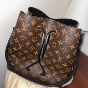 Brown logo LV